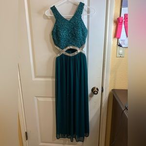 Green emerald long prom dress